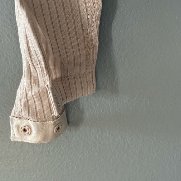 H&M tan bodysuit - Picture 3 of 3